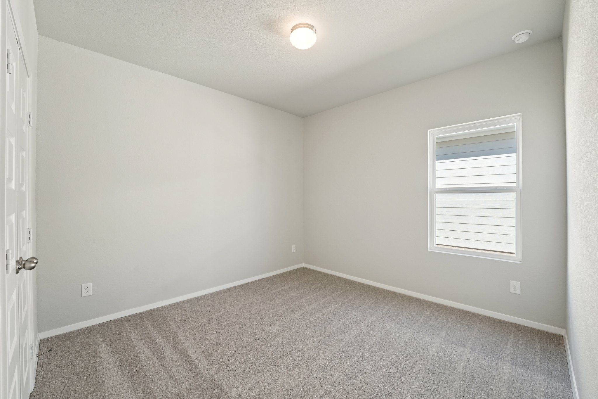 136 Summer Drive Elgin, TX 78621 - Photo 20 of 35 Secondary Bedroom