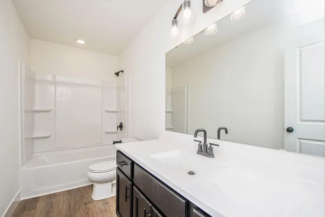 $449,900 | 7191 Gibson Farms Drive, Middleville, MI 49333