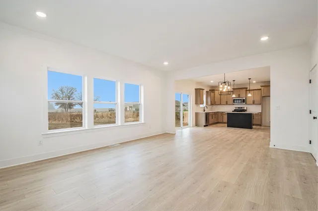 $449,900 | 7191 Gibson Farms Drive, Middleville, MI 49333