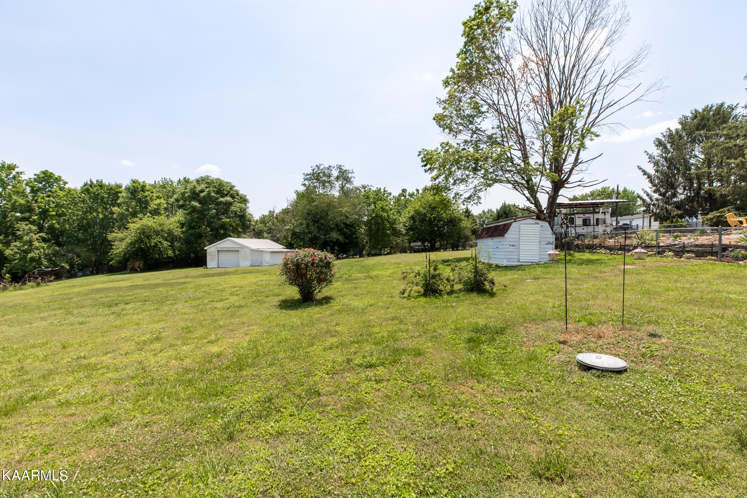 155 Butter And Egg Road Jacksboro, TN 37757 - Photo 48 of 49 155 Butter and Egg-41