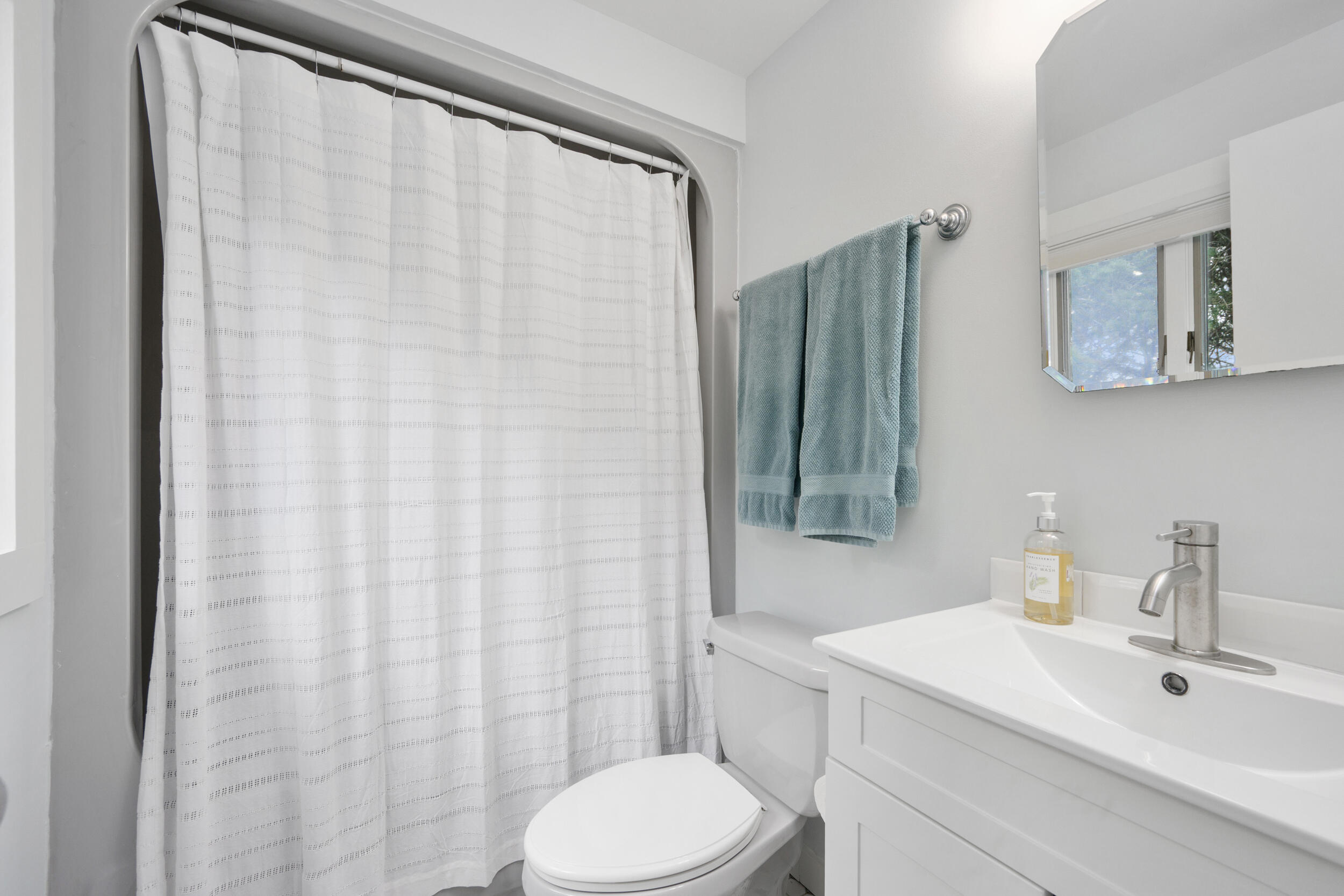 80 4th Street Wellfleet, MA 02667 - Photo 40 of 59 Bathroom