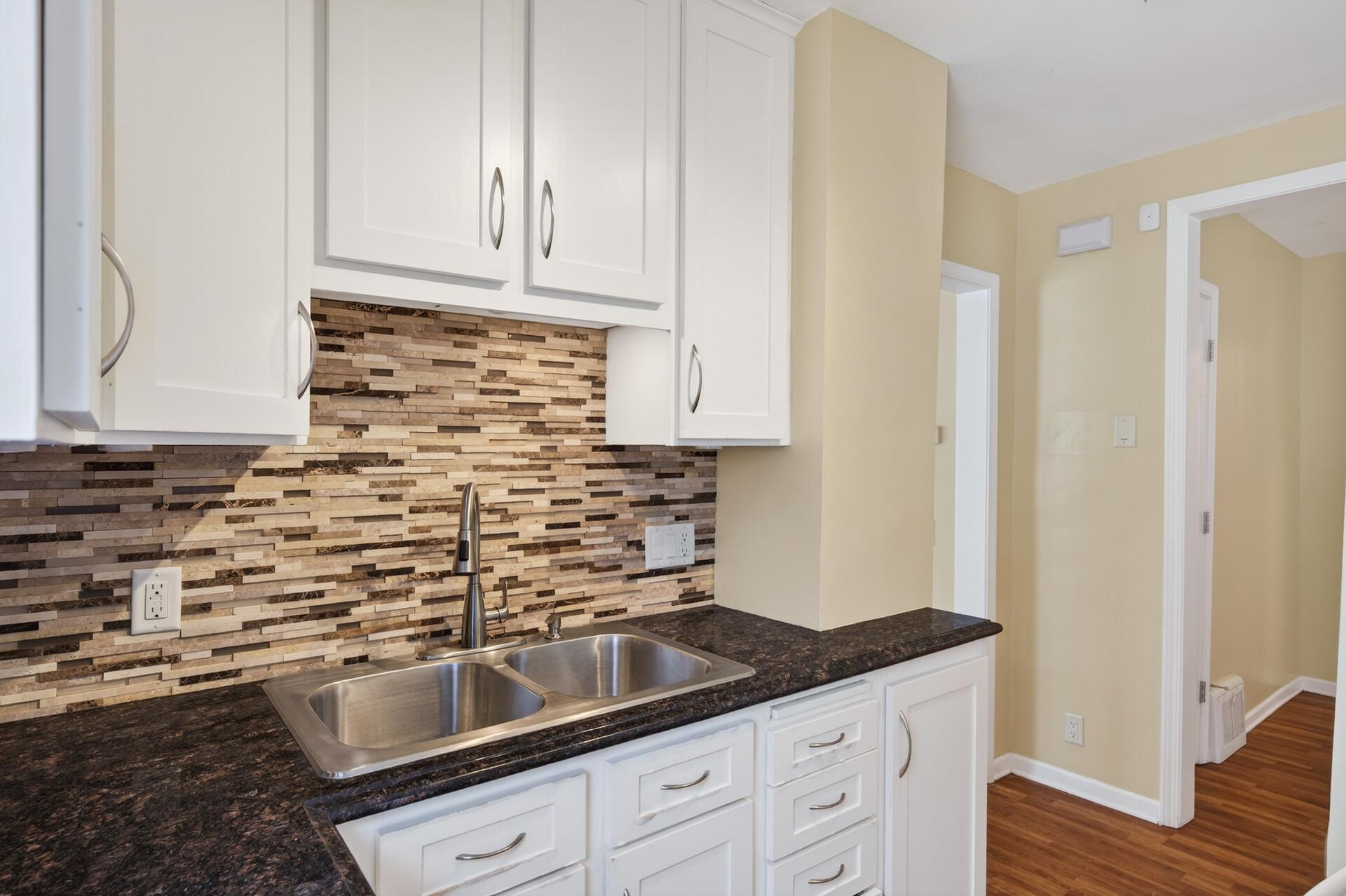 4630 7th Street Northeast Columbia Heights, MN 55421 - Photo 11 of 31