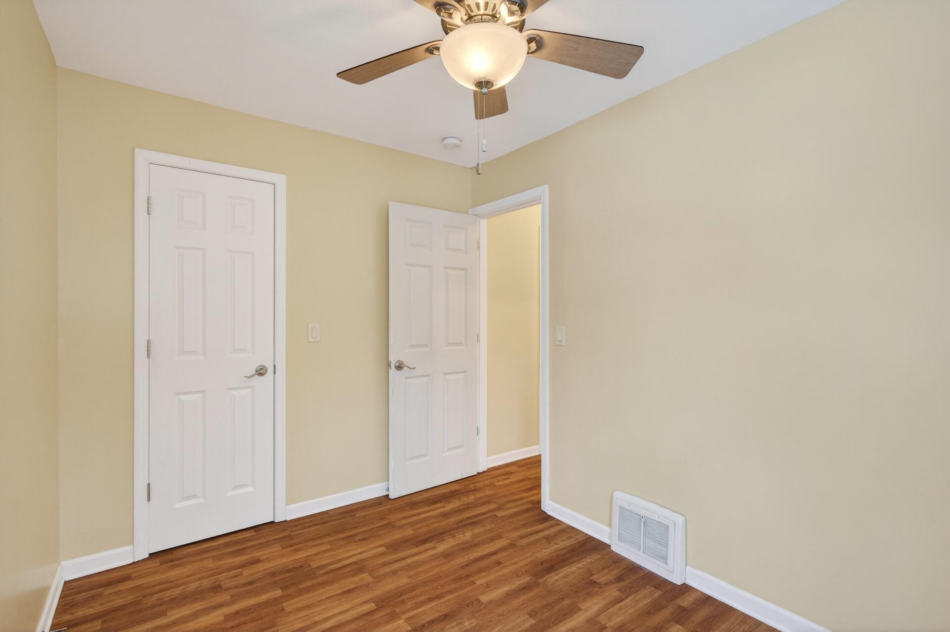 4630 7th Street Northeast Columbia Heights, MN 55421 - Photo 15 of 31