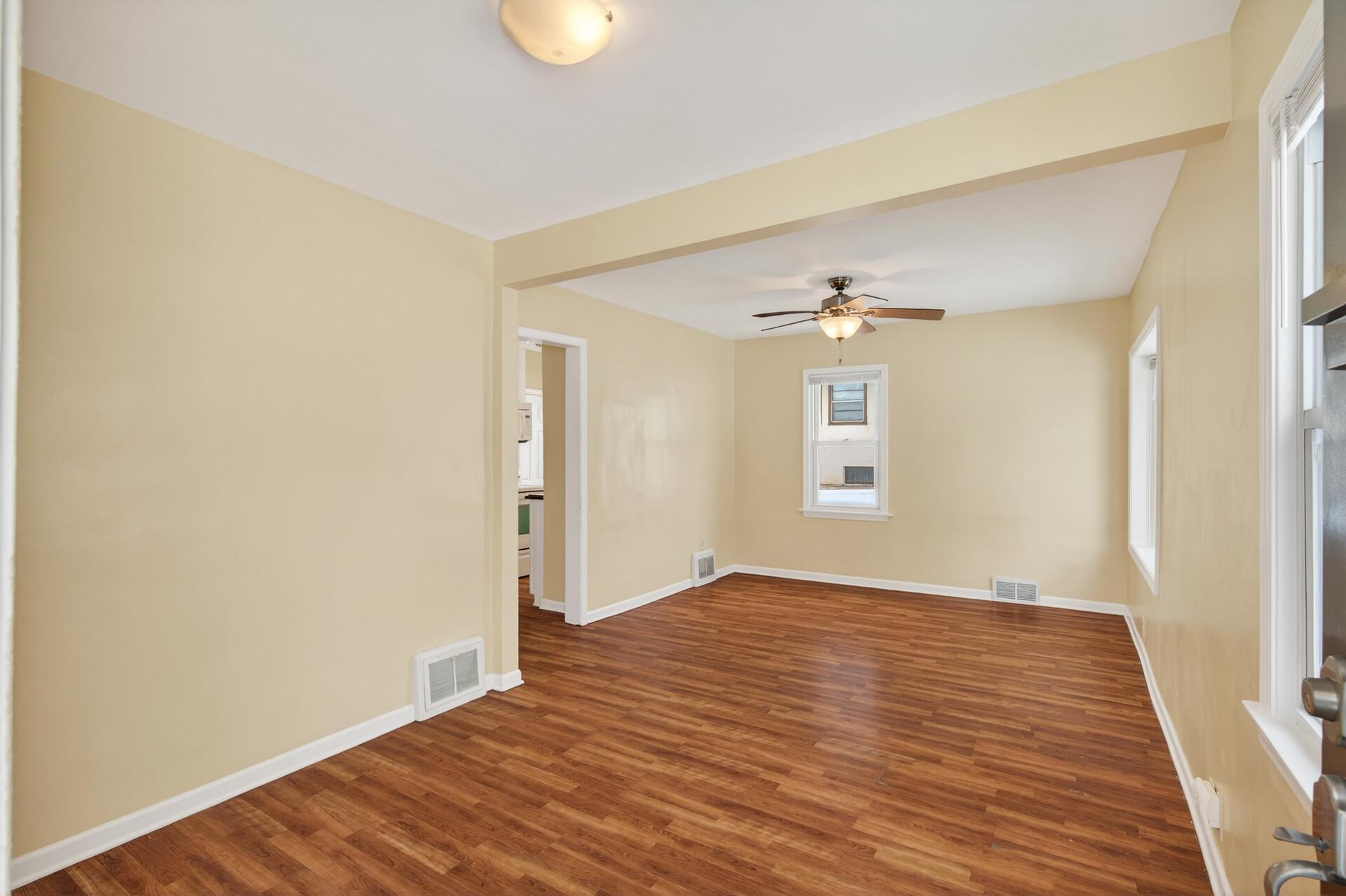 4630 7th Street Northeast Columbia Heights, MN 55421 - Photo 4 of 31