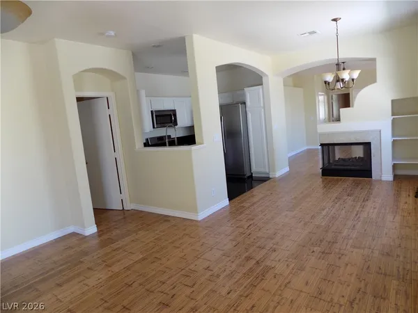 $2,199 | 300 Magnolia Arbor Street, Las Vegas, NV 89144