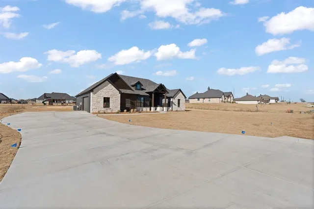 $547,500 | 417 Collum View, Azle, TX 76020