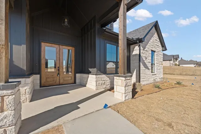 $547,500 | 417 Collum View, Azle, TX 76020