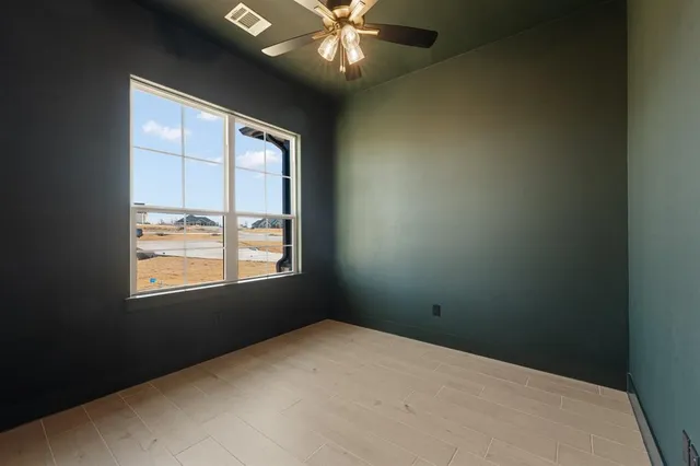 $547,500 | 417 Collum View, Azle, TX 76020