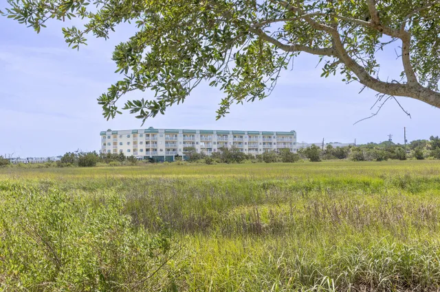 $470,000 | 3701 Docksite Road, Unit 105, Edisto Island, SC 29438