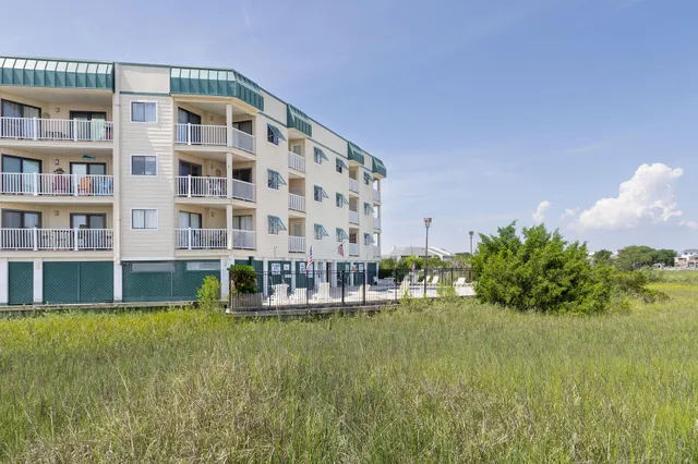 $470,000 | 3701 Docksite Road, Unit 105, Edisto Island, SC 29438
