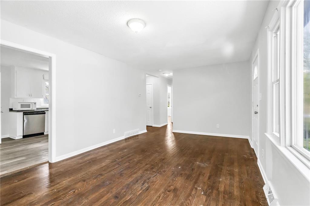 9815 James A Reed Road Kansas City, MO 64134 - Photo 8 of 26