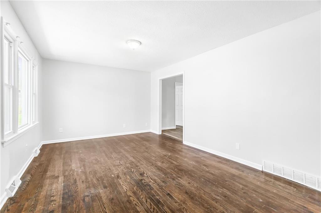 9815 James A Reed Road Kansas City, MO 64134 - Photo 9 of 26