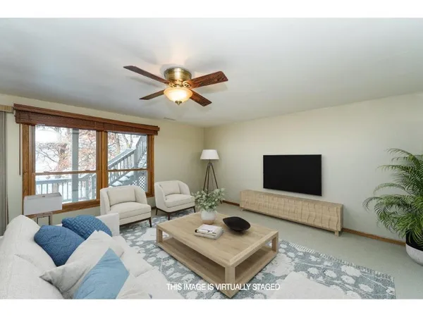 $749,900 | 56381 400th Avenue, Zumbro Falls, MN 55991