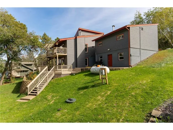 $749,900 | 56381 400th Avenue, Zumbro Falls, MN 55991