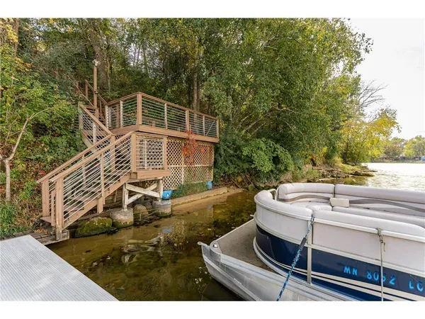 $749,900 | 56381 400th Avenue, Zumbro Falls, MN 55991
