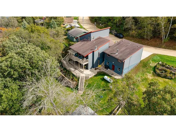 $749,900 | 56381 400th Avenue, Zumbro Falls, MN 55991