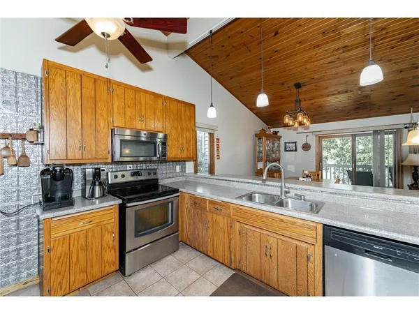 $749,900 | 56381 400th Avenue, Zumbro Falls, MN 55991