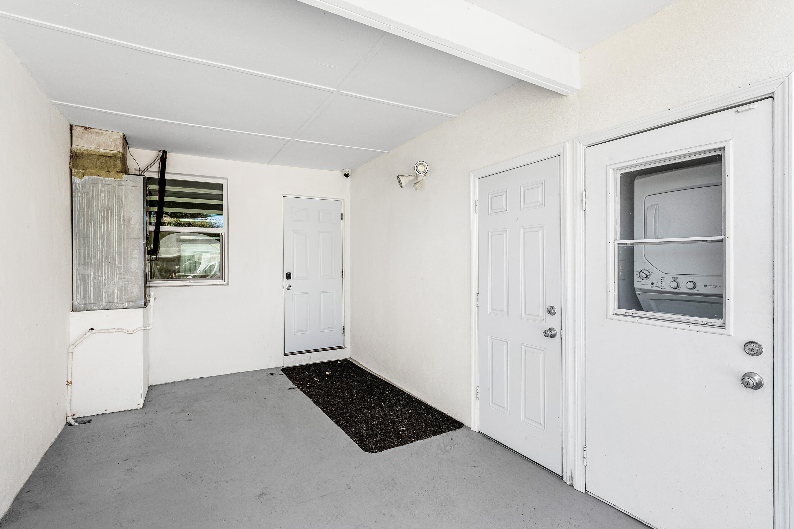 950 Northeast 23rd Place Pompano Beach, FL 33064 - Photo 20 of 41 024-950Northeast23rdPlace-PompanoBeach-F