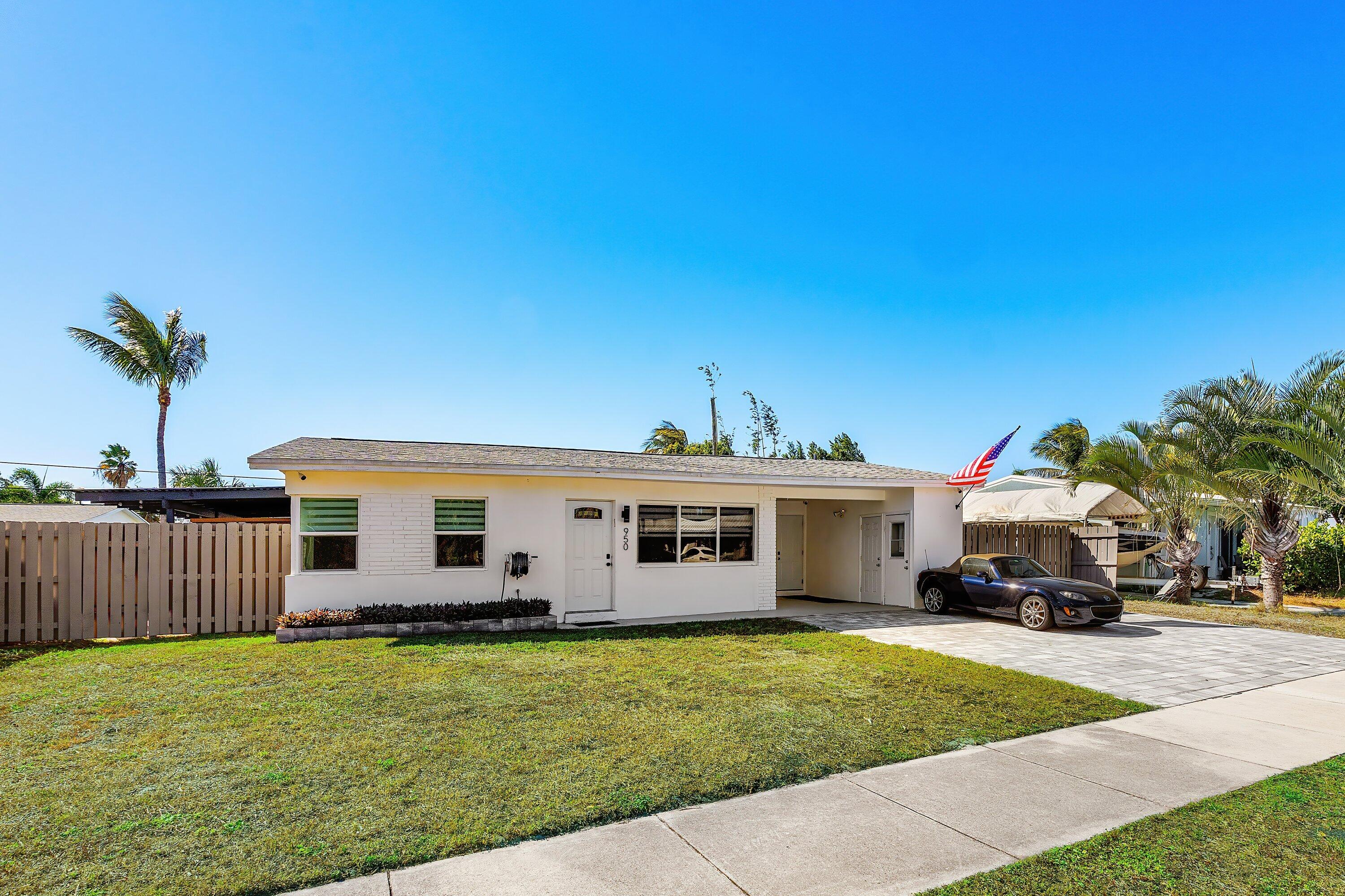 950 Northeast 23rd Place Pompano Beach, FL 33064 - Photo 2 of 41 004-950Northeast23rdPlace-PompanoBeach-F