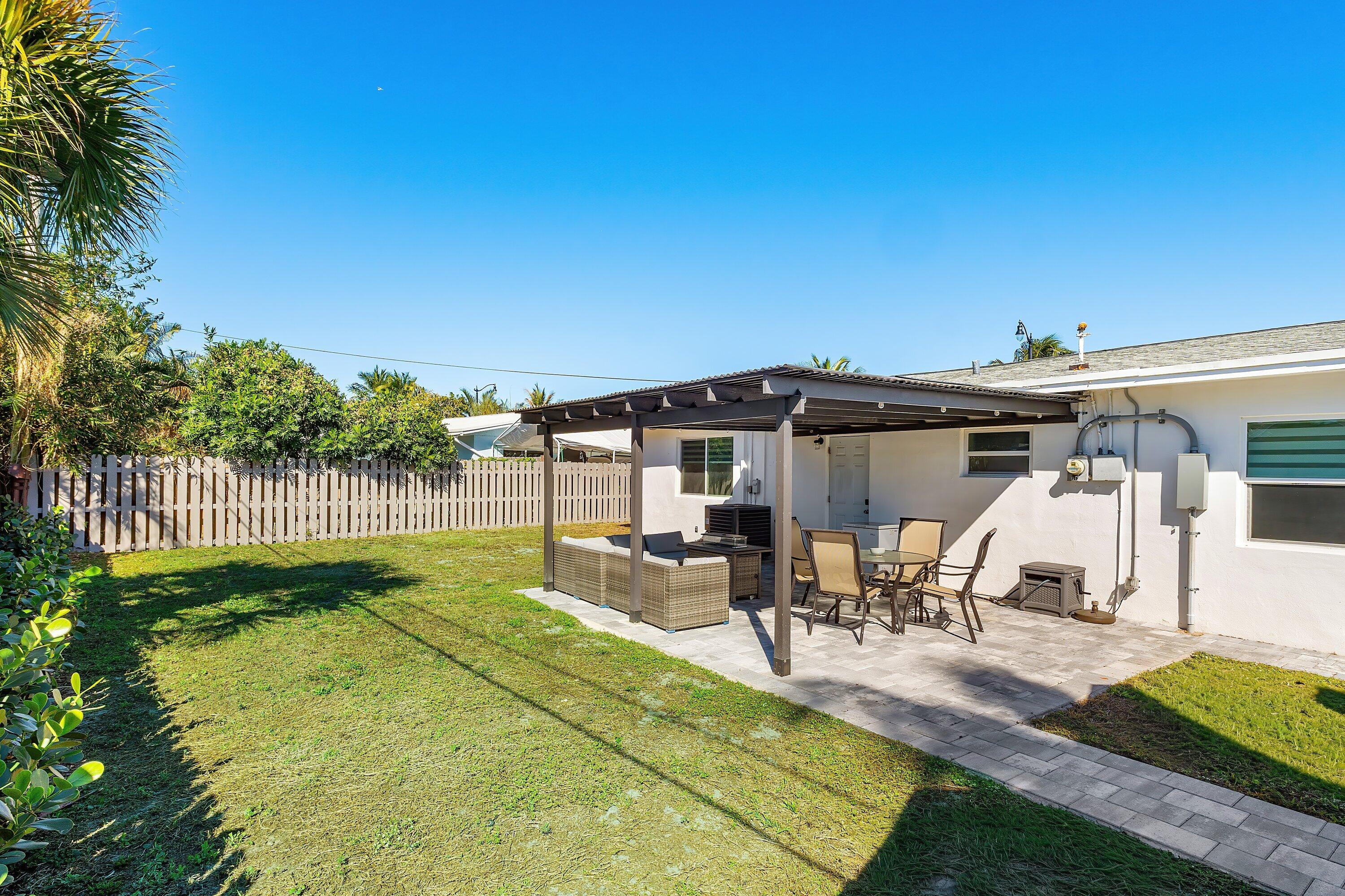 950 Northeast 23rd Place Pompano Beach, FL 33064 - Photo 33 of 41 030-950Northeast23rdPlace-PompanoBeach-F