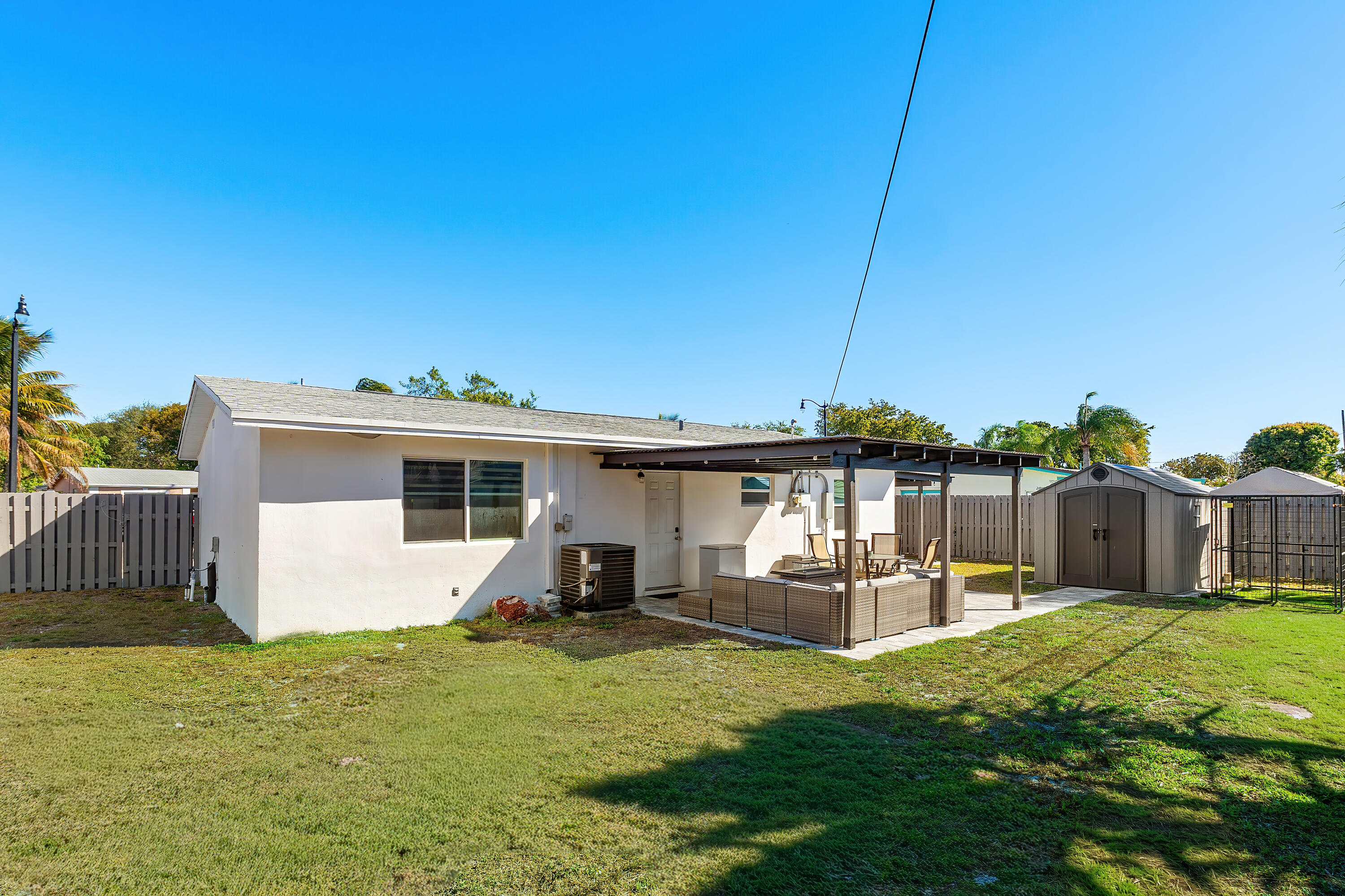 950 Northeast 23rd Place Pompano Beach, FL 33064 - Photo 35 of 41 029-950Northeast23rdPlace-PompanoBeach-F