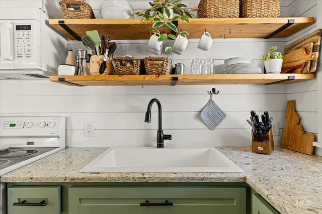 $430,000 | 1008 Fillmore Street, Caldwell, ID 83605