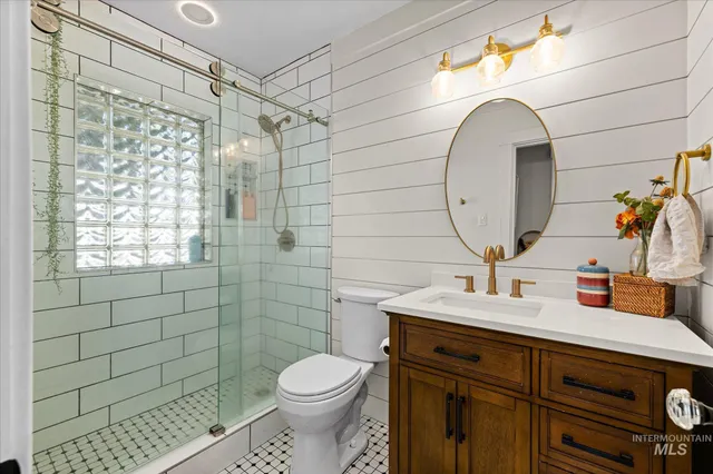 $430,000 | 1008 Fillmore Street, Caldwell, ID 83605