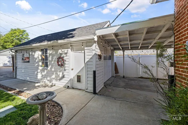 $430,000 | 1008 Fillmore Street, Caldwell, ID 83605