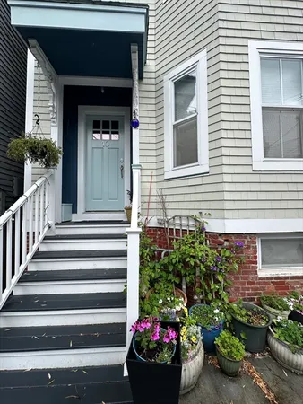 $2,700 | 10 Hingham Street, Unit 1, Cambridge, MA 02138