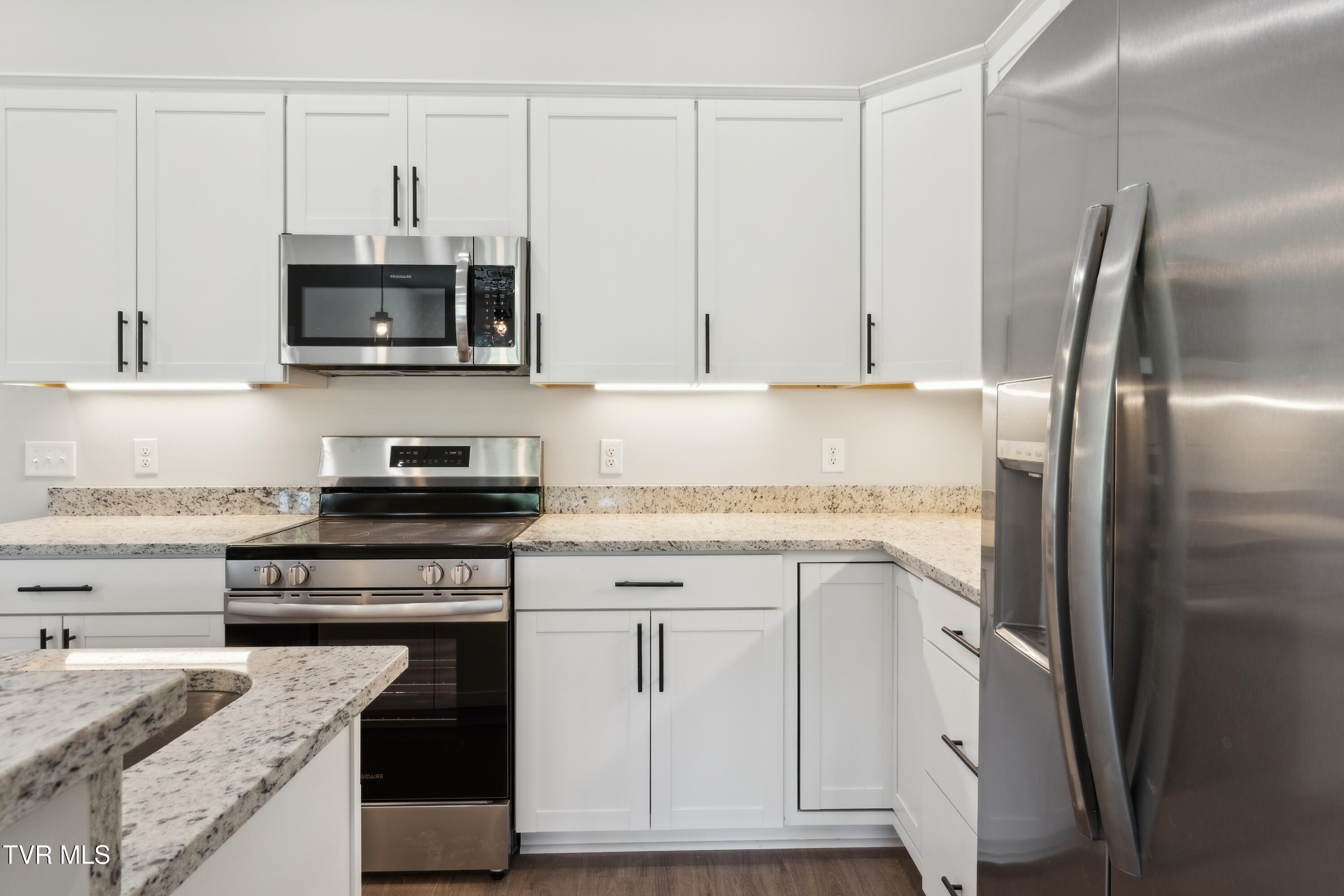 833 Granby Road Kingsport, TN 37660 - Photo 11 of 30 _A1_1039_WebRes