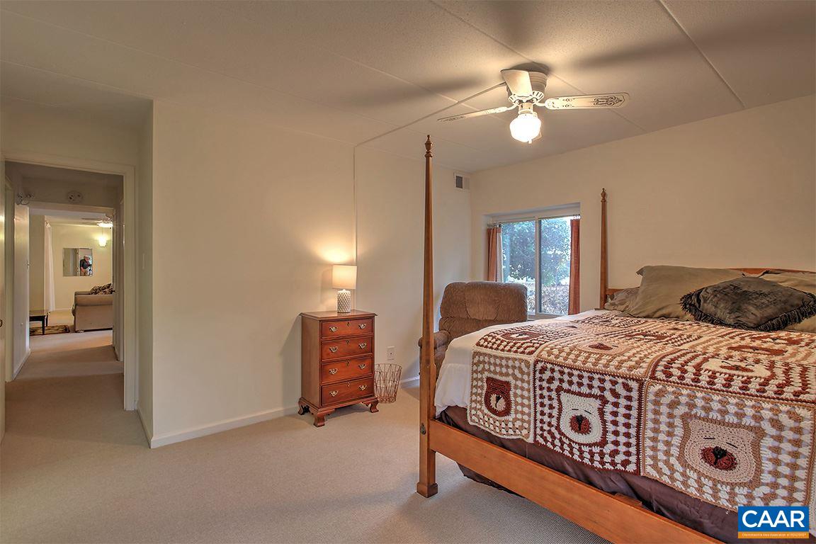 37 Spring Court Charlottesville, VA 22901 - Photo 15 of 21 Gallery Image 15