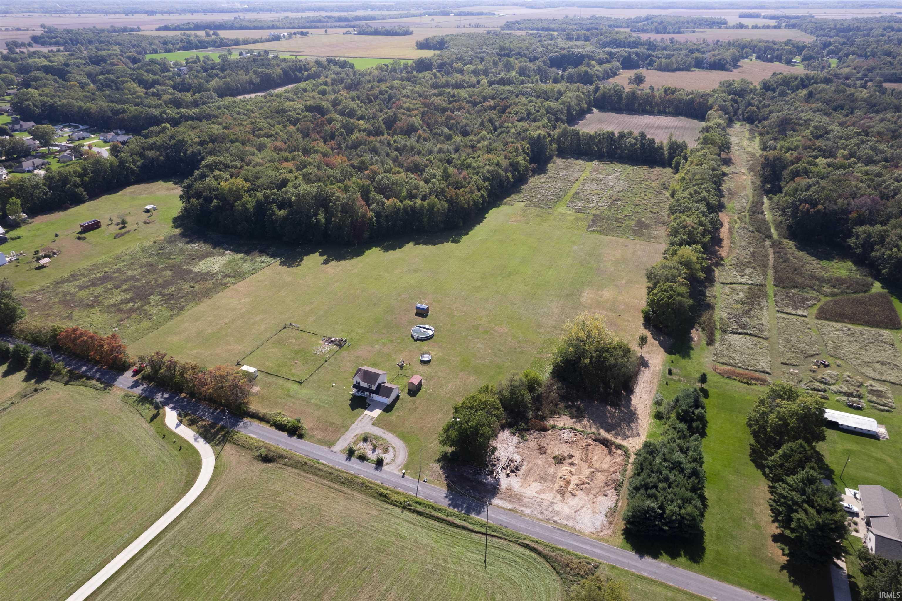 27180 Harrison Road South Bend, IN 46619 - Photo 4 of 30