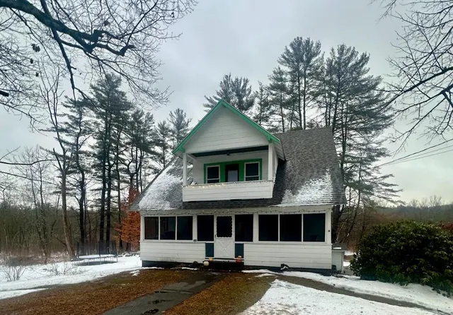 $419,000 | 455 Daniel Webster Highway, Meredith, NH 03253