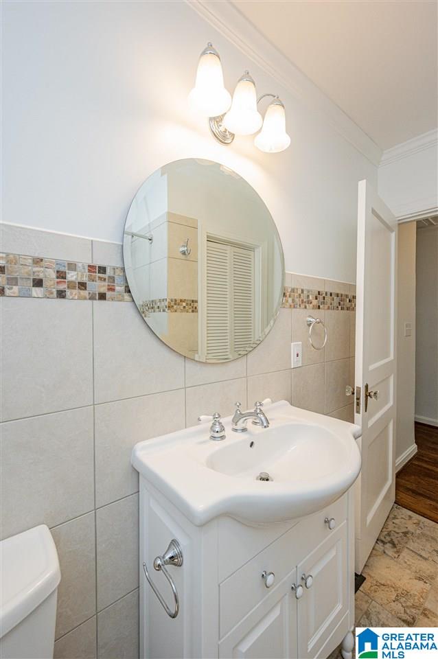 1409 Overlook Road Birmingham, AL 35209 - Photo 27 of 33