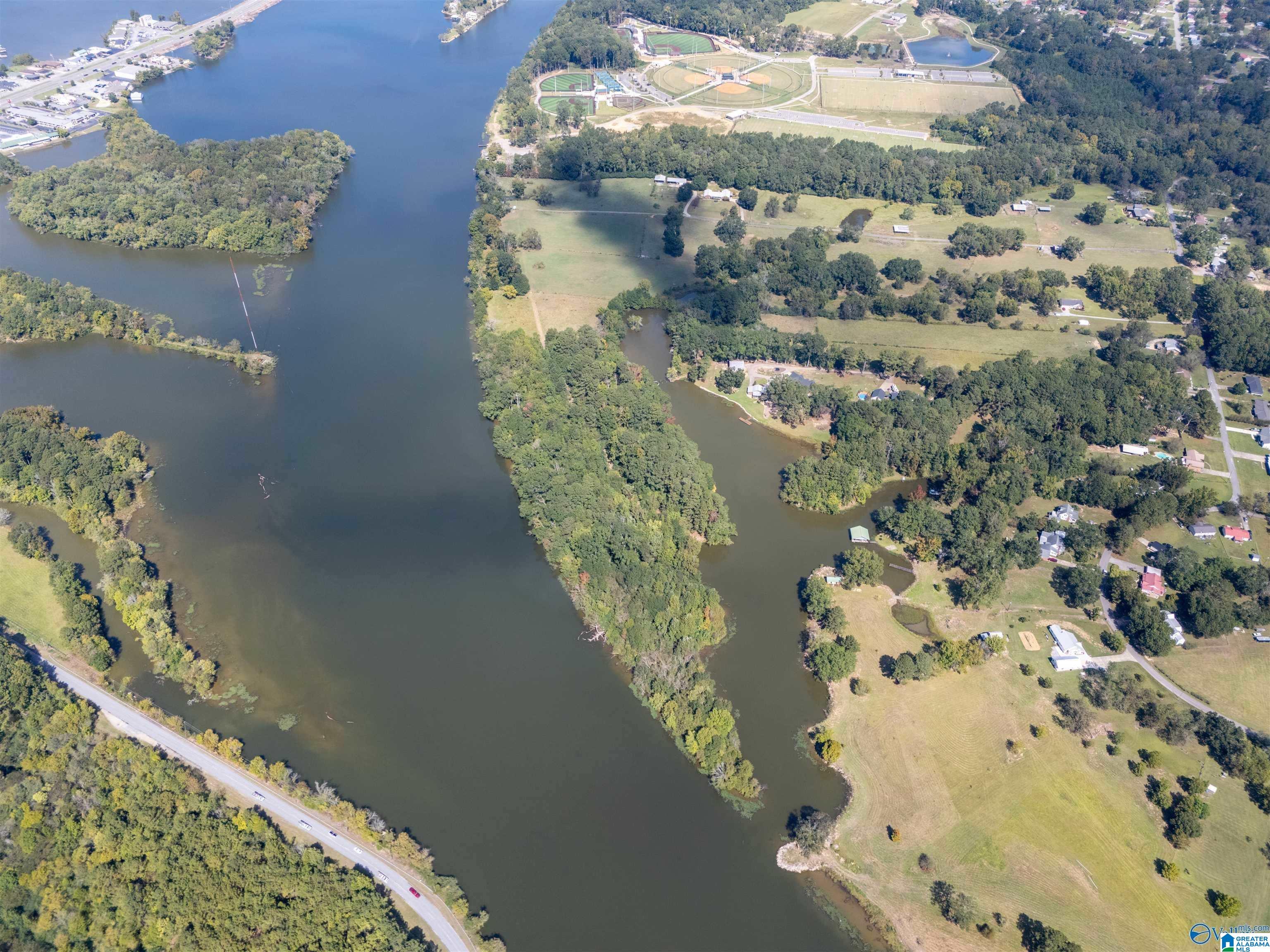 7.4 Riverside Drive, Unit 8 Gadsden, AL 35901 - Photo 3 of 23