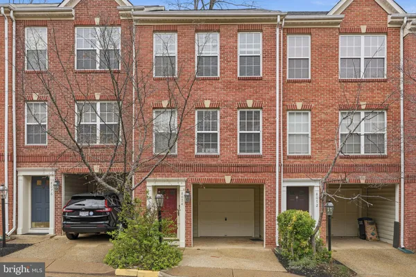 $3,550 | 8074 Sebon Drive, Vienna, VA 22180
