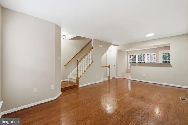 $3,550 | 8074 Sebon Drive, Vienna, VA 22180