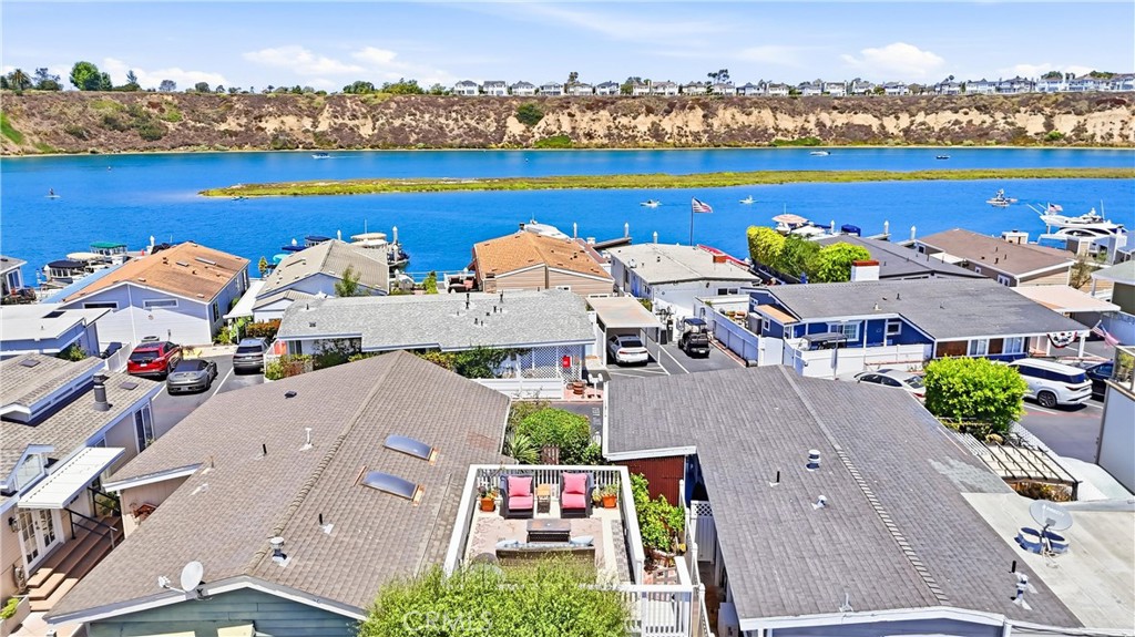 53 Saratoga Newport Beach, CA 92660 - Photo 33 of 38 Gallery Image 33