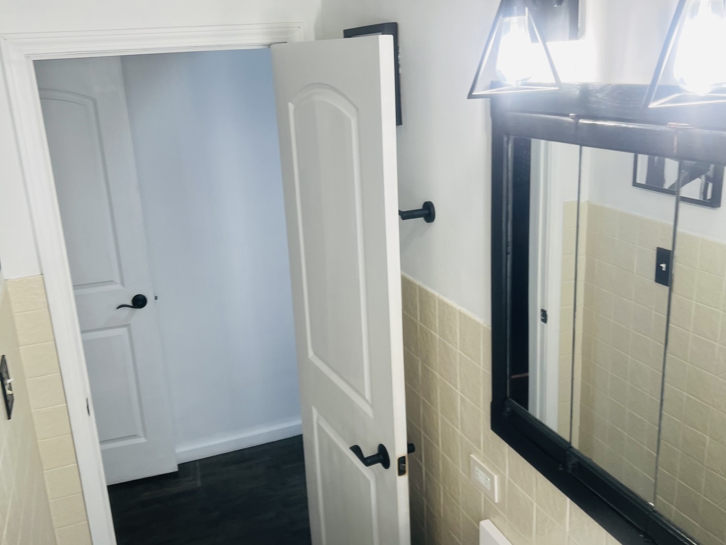 17831 Walter Street Lansing, IL 60438 - Photo 7 of 10 a bathroom with a glass door shower