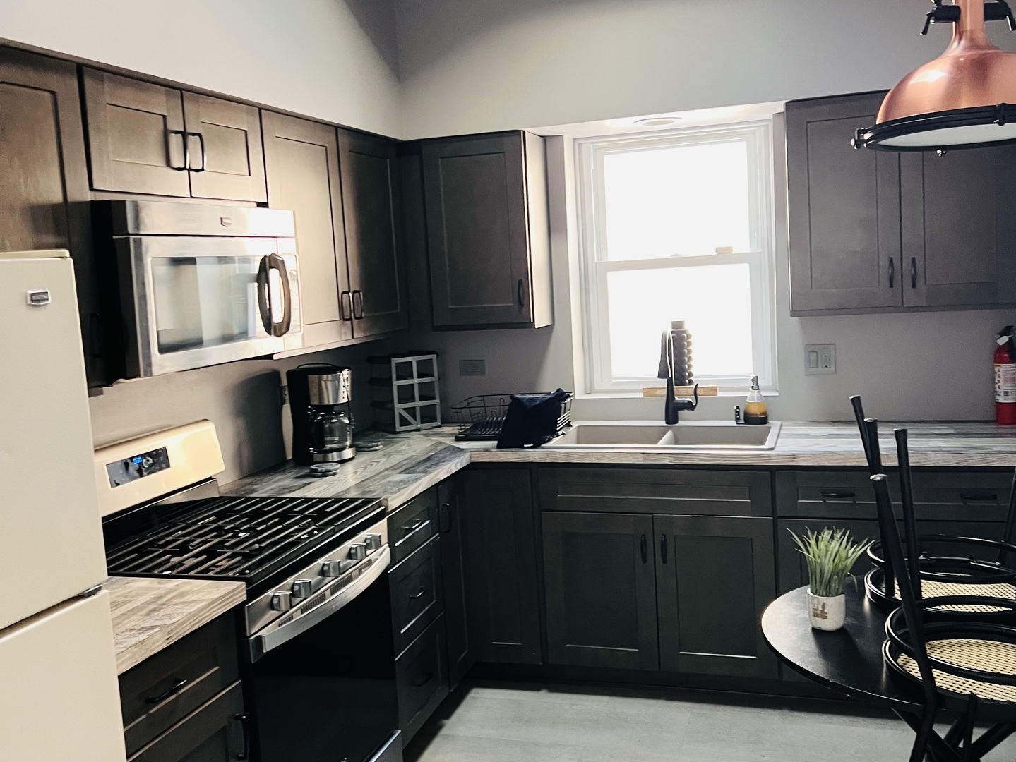 17831 Walter Street Lansing, IL 60438 - Photo 9 of 14