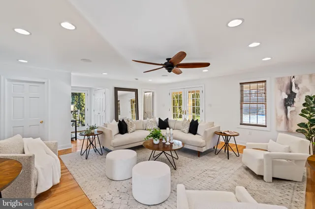 $1,265,000 | 727 East Manoa Road, Havertown, PA 19083