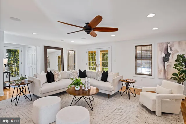 $1,265,000 | 727 East Manoa Road, Havertown, PA 19083