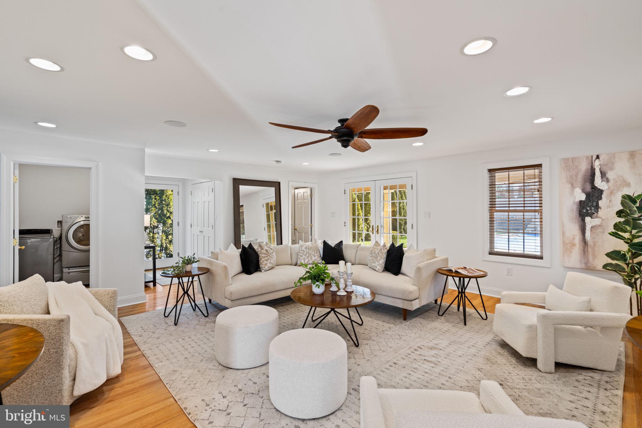 727 East Manoa Road Havertown, PA 19083 - Photo 24 of 68