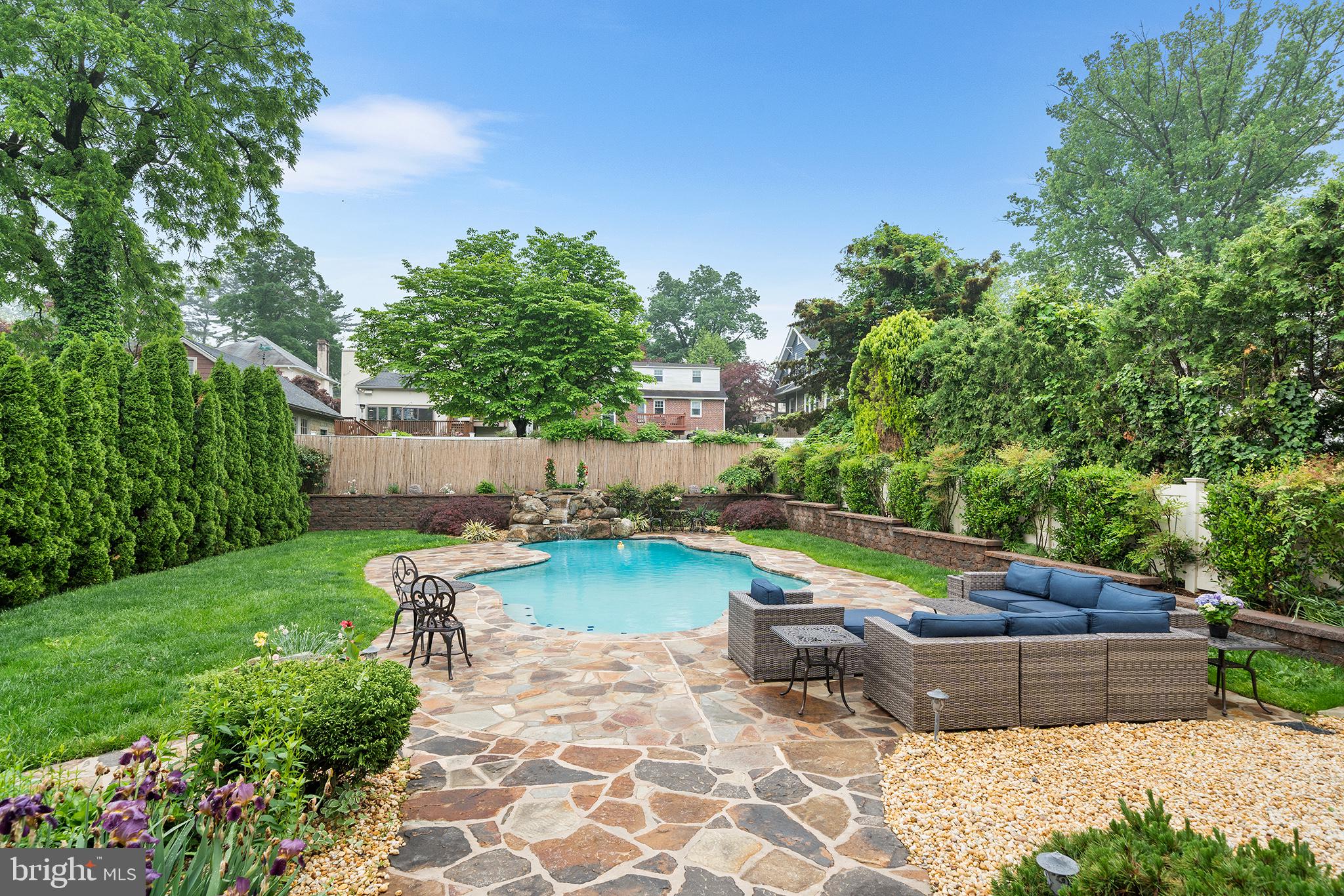 727 East Manoa Road Havertown, PA 19083 - Photo 3 of 68