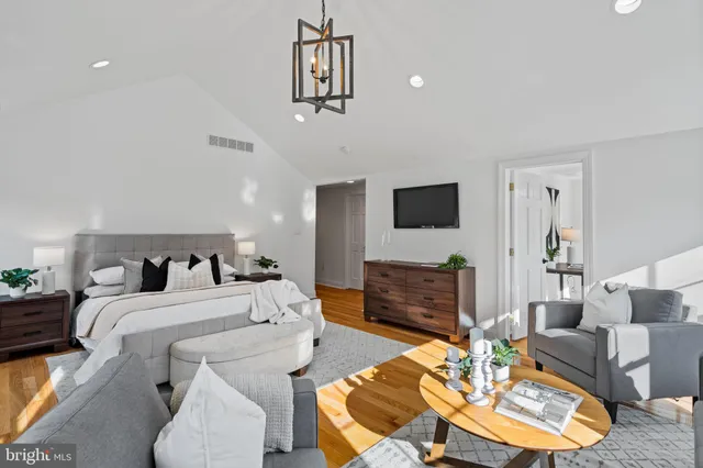 $1,265,000 | 727 East Manoa Road, Havertown, PA 19083