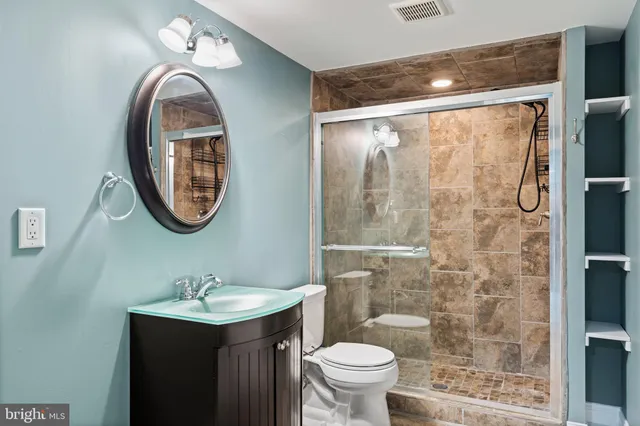 $1,265,000 | 727 East Manoa Road, Havertown, PA 19083