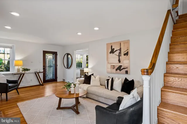 $1,265,000 | 727 East Manoa Road, Havertown, PA 19083