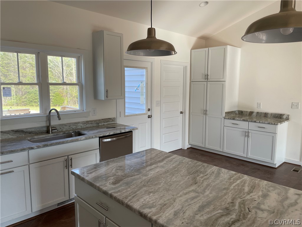 3324 Three Chopt Road Gum Spring, VA 23065 - Photo 15 of 43 a kitchen with stainless steel appliances granite countertop a sink stove and refrigerator