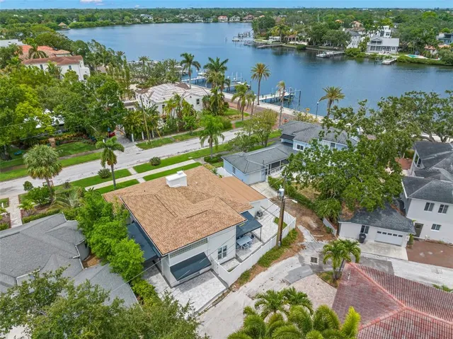 $1,150,000 | 146 26th Avenue Northeast, St. Petersburg, FL 33704