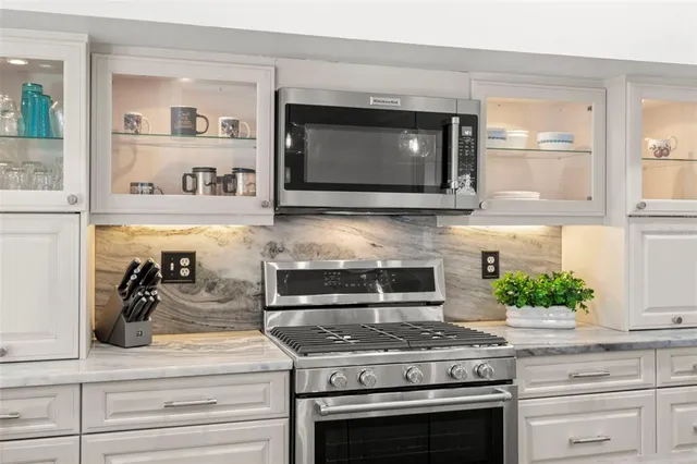 $1,150,000 | 146 26th Avenue Northeast, St. Petersburg, FL 33704